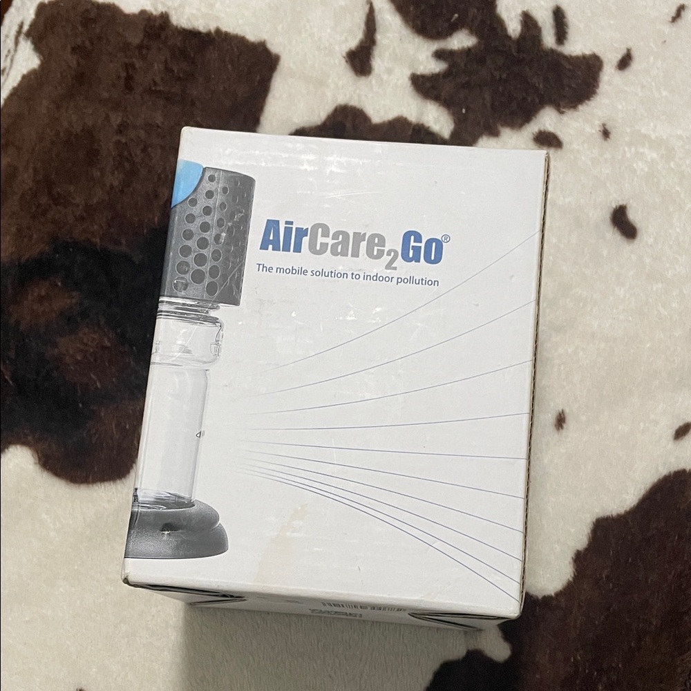 Rainbow AirCare2Go Air Purifier - Black and Blue